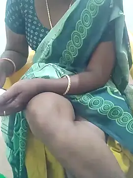 Snapshot of Tamil_roja69 chatting on 02/05/25, 04:25 Tamil roja69 online show from 02/05/25, 04:25