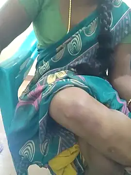 Snapshot of Tamil_roja69 chatting on 02/17/25, 05:14 Tamil roja69 online show from 02/17/25, 05:14