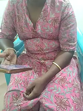 Snapshot of Tamil_roja69 chatting on 02/20/25, 04:03 Tamil roja69 online show from 02/20/25, 04:03