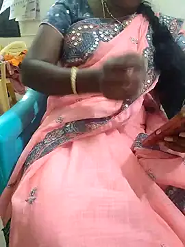 Snapshot of Tamil_roja69 chatting on 02/21/25, 04:05 Tamil roja69 online show from 02/21/25, 04:05