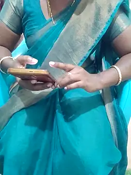 Snapshot of Tamil_roja69 chatting on 02/28/25, 03:37 Tamil roja69 online show from 02/28/25, 03:37