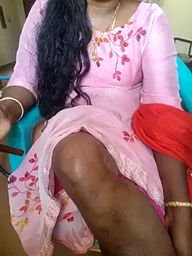 Snapshot of Tamil_roja69 chatting on 03/04/25, 05:53 Tamil roja69 online show from 03/04/25, 05:53