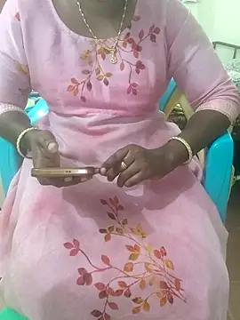 Snapshot of Tamil_roja69 chatting on 03/04/25, 12:44 Tamil roja69 online show from 03/04/25, 12:44