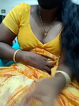 Snapshot of Tamil_roja69 chatting on 09/16/25, 04:08 Tamil roja69 online show from 09/16/25, 04:08