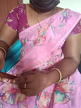 Snapshot of Tamil_roja69 chatting on 09/17/25, 05:53 Tamil roja69 online show from 09/17/25, 05:53