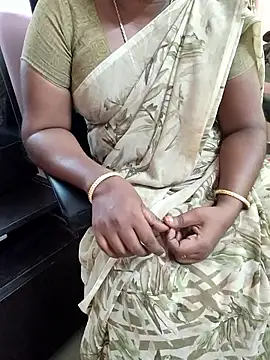 Snapshot of Tamil_roja69 chatting on 09/27/25, 08:30 Tamil roja69 online show from 09/27/25, 08:30