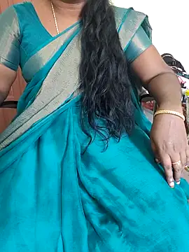 Snapshot of Tamil_roja69 chatting on 09/29/25, 06:18 Tamil roja69 online show from 09/29/25, 06:18