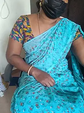Snapshot of Tamil_roja69 chatting on 05/13/26, 05:38 Tamil roja69 online show from 05/13/26, 05:38