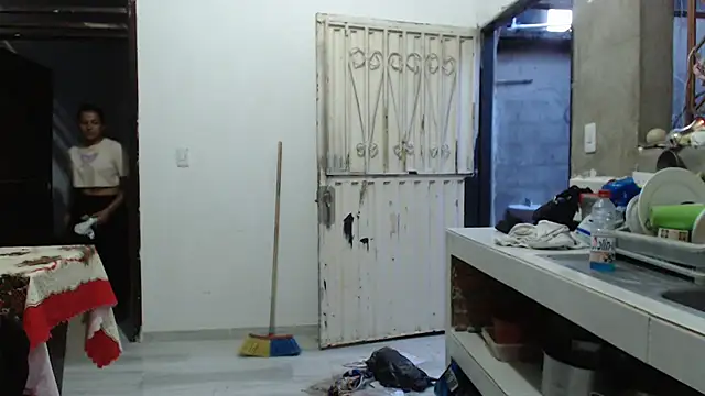 Coral0403 online show from 03/05/25, 11:05