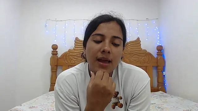 Coral0403 online show from 03/15/25, 12:47