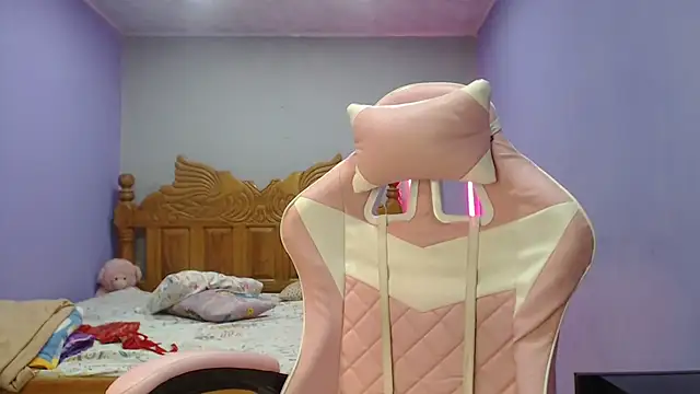 Coral0403 online show from 10/08/25, 09:12