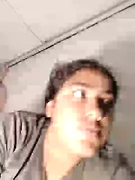 Snapshot of cleo_lincy13 chatting on 12/27/24, 03:42 cleo lincy13 online show from 12/27/24, 03:42