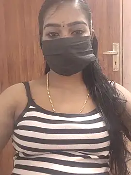 meena 27 online show from 03/18/25, 09:42