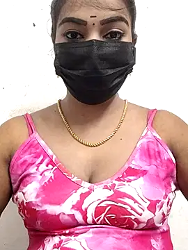 meena 27 online show from 01/13/26, 06:02