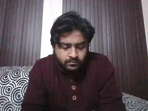 Snapshot of indihotguy chatting on 01/13/25, 01:28 indihotguy online show from 01/13/25, 01:28