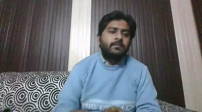 Snapshot of indihotguy chatting on 01/14/25, 05:45 indihotguy online show from 01/14/25, 05:45