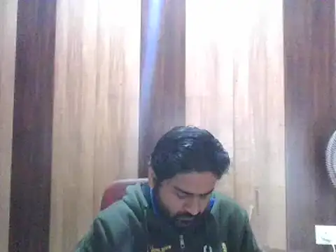 Snapshot of indihotguy chatting on 01/23/25, 10:43 indihotguy online show from 01/23/25, 10:43