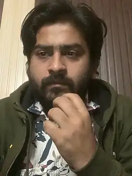 Snapshot of indihotguy chatting on 02/01/25, 03:18 indihotguy online show from 02/01/25, 03:18