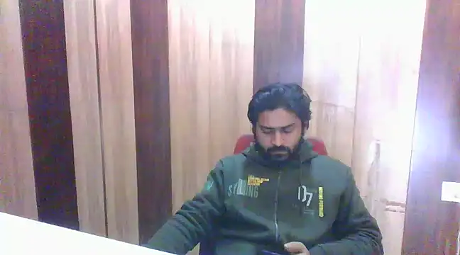 Snapshot of indihotguy chatting on 02/03/25, 06:56 indihotguy online show from 02/03/25, 06:56