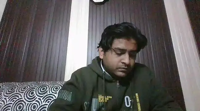 Snapshot of indihotguy chatting on 02/10/25, 04:58 indihotguy online show from 02/10/25, 04:58