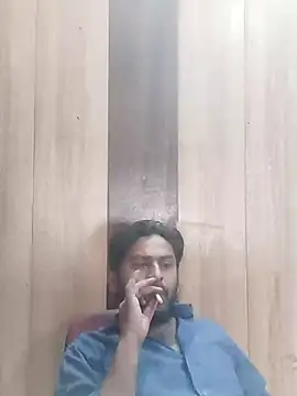 Snapshot of indihotguy chatting on 03/12/25, 09:34 indihotguy online show from 03/12/25, 09:34