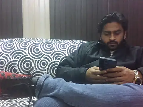 Snapshot of indihotguy chatting on 01/18/26, 01:59 indihotguy online show from 01/18/26, 01:59