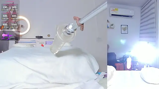 Maria Jones  online show from 10/15/25, 01:39