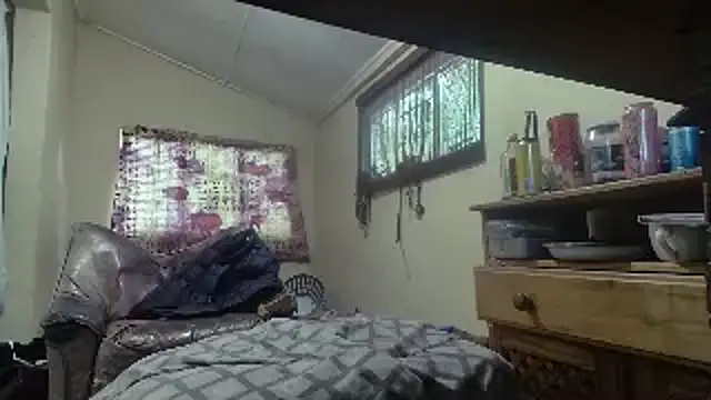 poesnuus999 online show from 09/23/25, 10:51