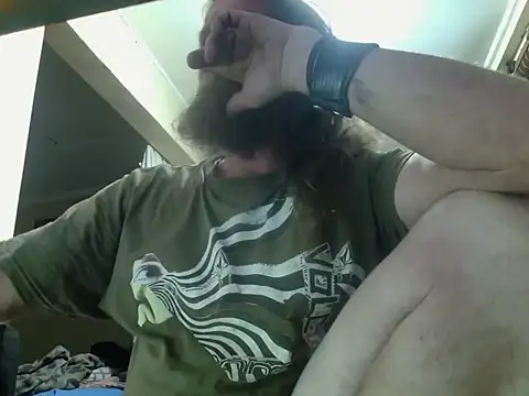 poesnuus999 online show from 10/15/25, 09:04