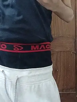 fakelove95 online show from 10/30/25, 08:53