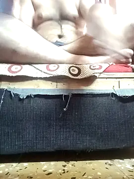 r379 online show from 11/05/25, 04:01