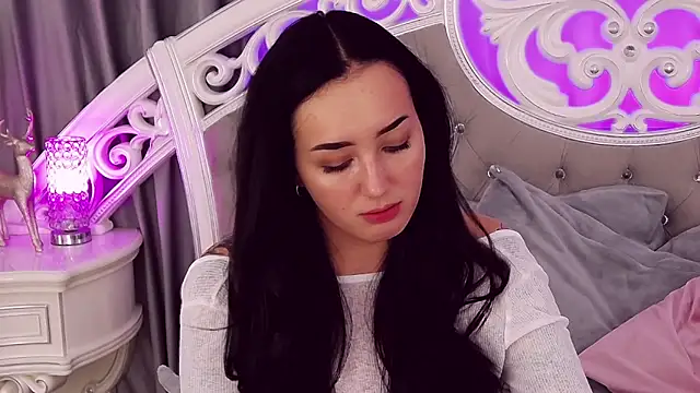 KimKhallifa online show from 01/25/25, 09:57