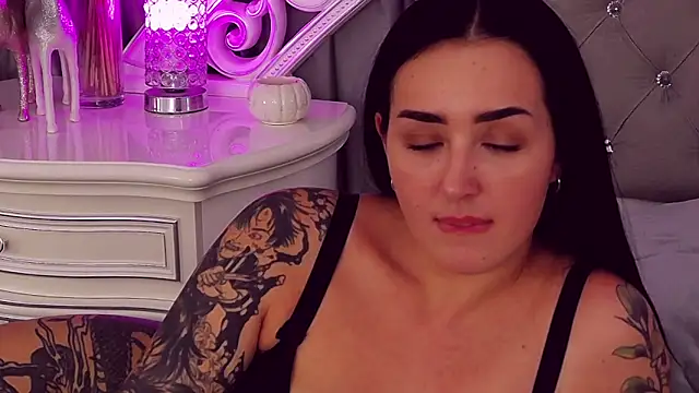 KimKhallifa online show from 03/08/25, 03:13