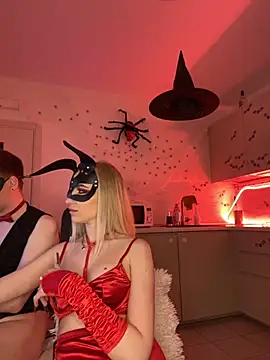 SOFYandMIKE online show from 10/17/25, 08:33