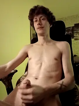 HalloMarcy online show from 11/18/25, 04:44