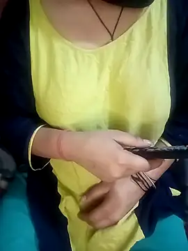 Snapshot of Laxmi_1920 chatting on 01/07/25, 09:25 Laxmi 1920 online show from 01/07/25, 09:25