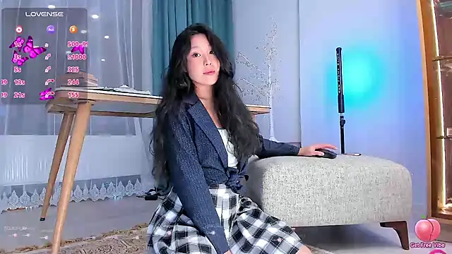 Max level online show from 12/04/24, 01:42