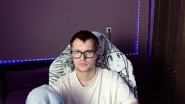 Snapshot of Leonnextdoor chatting on 01/22/25, 08:29 Leonnextdoor online show from 01/22/25, 08:29