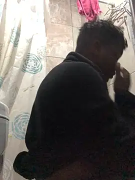 Redfucks333 online show from 04/16/26, 04:24