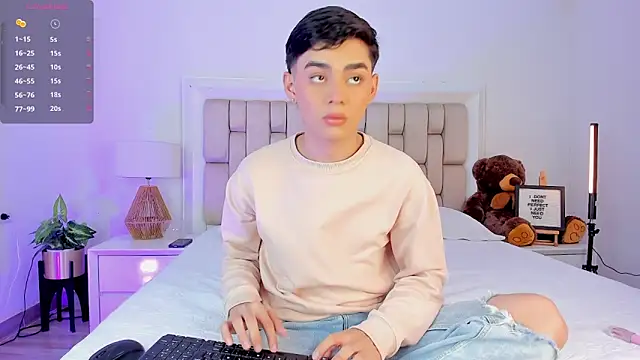 Maxi little online show from 12/04/25, 09:23