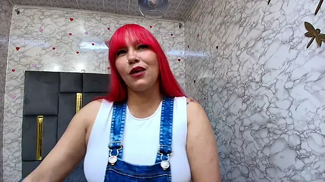Snapshot of Lorena_watson chatting on 05/15/26, 06:04 Lorena watson online show from 05/15/26, 06:04