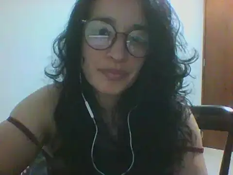 Snapshot of Dayisrik4 chatting on 07/27/26, 10:28 Dayisrik4 online show from 07/27/26, 10:28