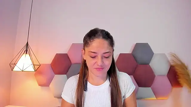 EloiseQuinn online show from 10/18/25, 01:45