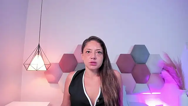 EloiseQuinn online show from 10/27/25, 01:04