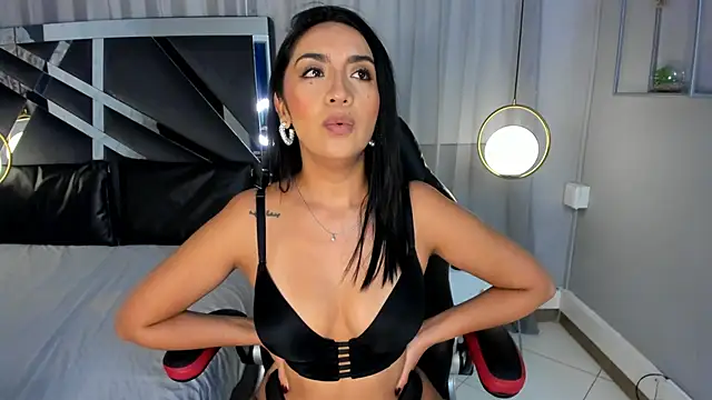 Snapshot of MAGIC_AURORAA chatting on 01/10/25, 12:04 MAGIC AURORAA online show from 01/10/25, 12:04