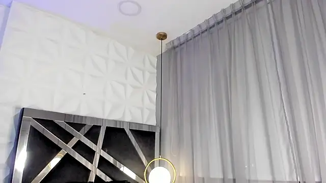 Snapshot of MAGIC_AURORAA chatting on 02/13/25, 03:24 MAGIC AURORAA online show from 02/13/25, 03:24