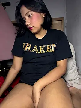 Ninabrunette18 online show from 01/13/26, 07:13