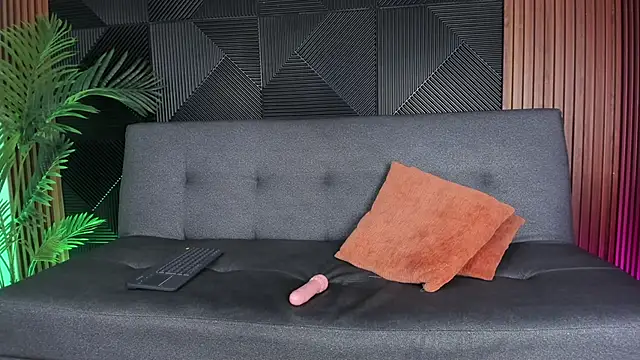 Snapshot of saul_novak chatting on 01/10/25, 07:54 saul novak online show from 01/10/25, 07:54