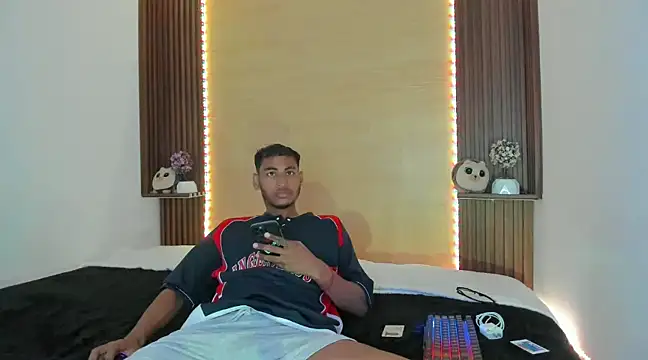 Evans777  online show from 01/08/25, 05:05