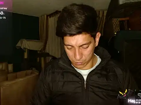 Snapshot of Noah-cock chatting on 11/06/25, 01:17 Noah-cock online show from 11/06/25, 01:17